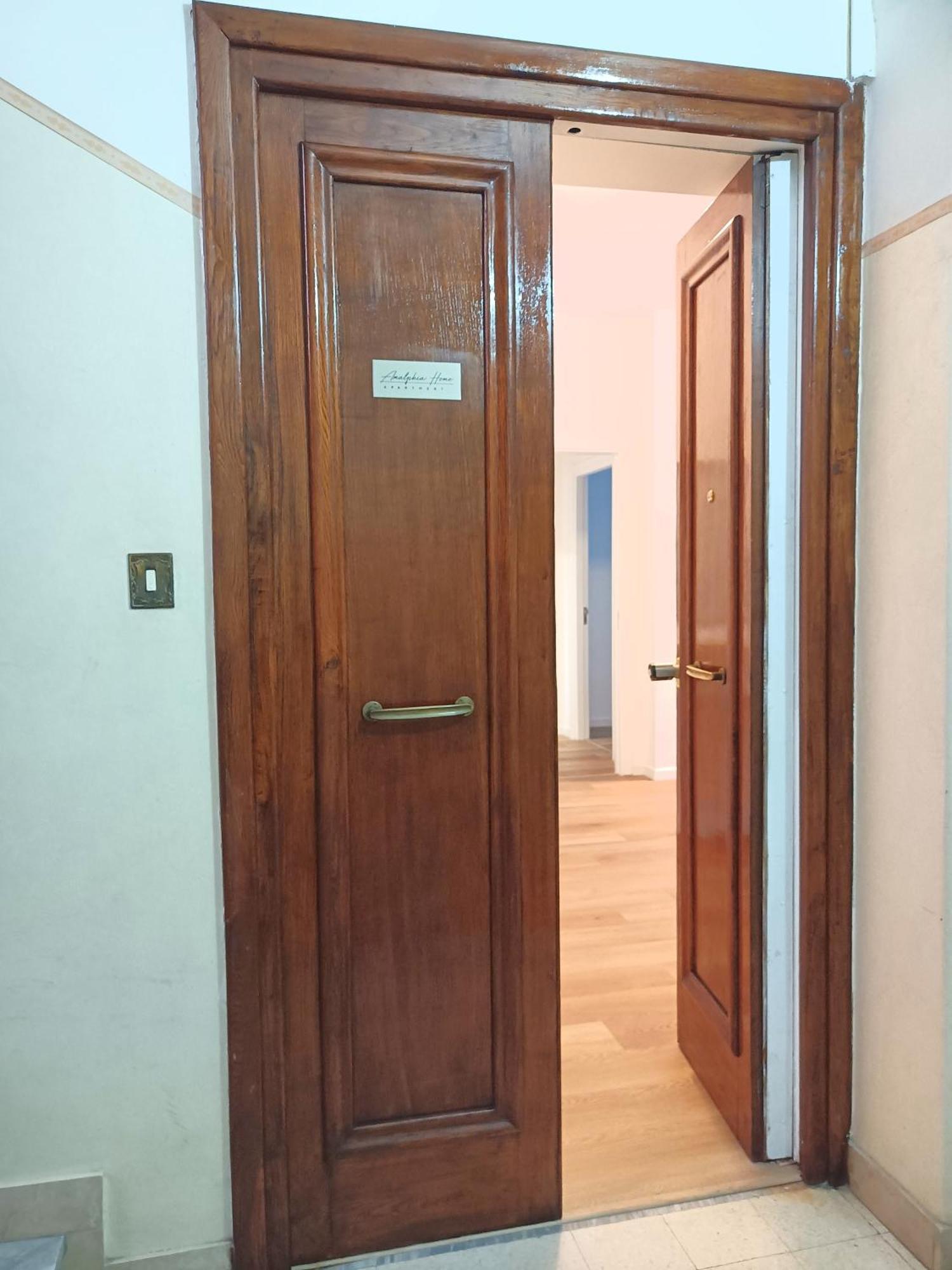 Amalphia Home Salerno Eksteriør billede